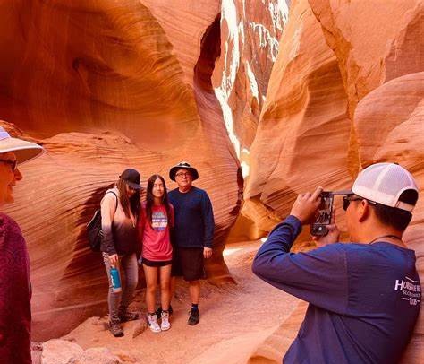 A Grand Canyon High-End Tour Should Include Antelope Canyon!