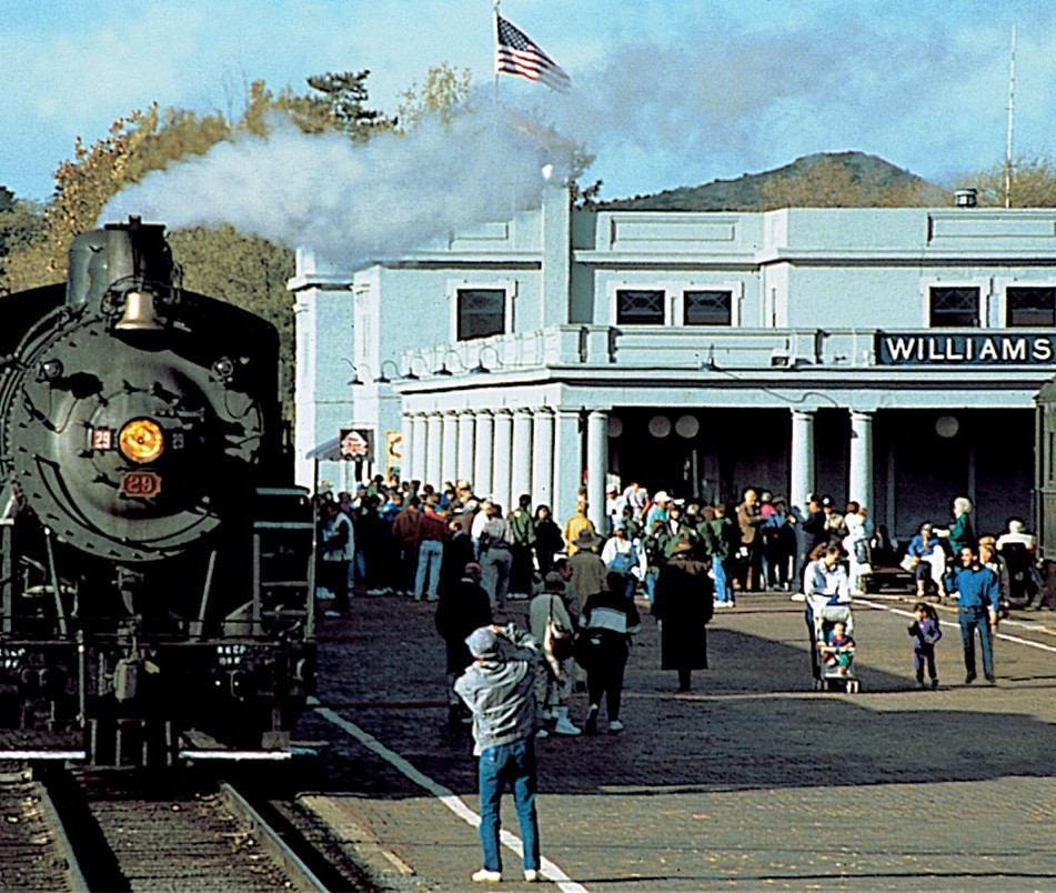 Cities near Grand Canyon | Grand Canyon Tours 
		from Williams